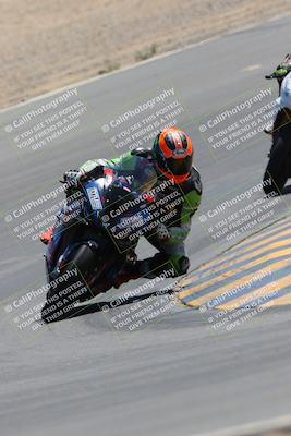 media/Apr-09-2023-SoCal Trackdays (Sun) [[333f347954]]/Turn 10 (115pm)/